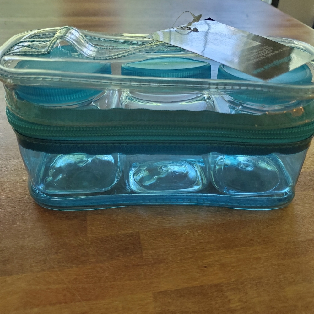 Plastic Travel Set NWT